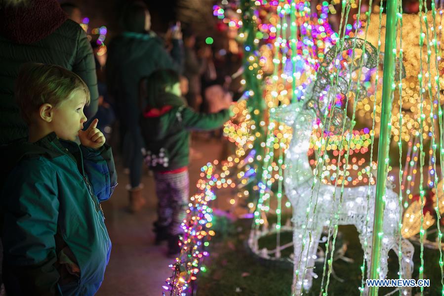 U.S.-SAN FRANCISCO-CHRISTMAS-DECORATIONS