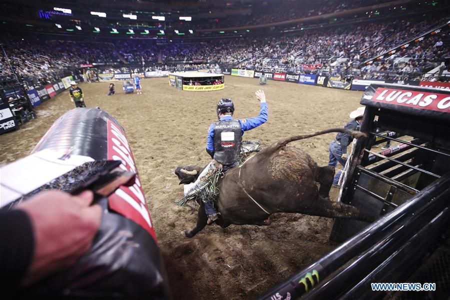 (SP)U.S.-NEW YORK-BULL RIDING