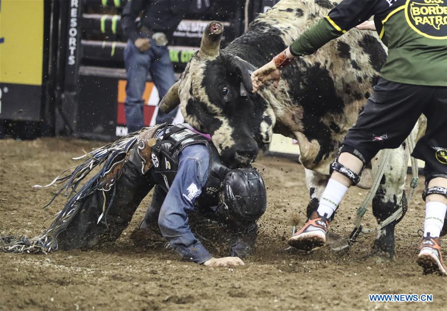 (SP)U.S.-NEW YORK-BULL RIDING