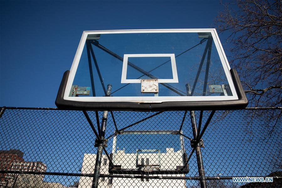 U.S.-NEW YORK-BASKETBALL HOOPS-REMOVAL