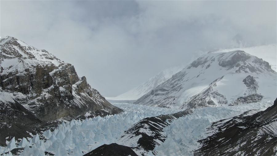 (InTibet)CHINA-TIBET-MOUNT QOMOLANGMA-TRANSITION CAMP (CN)