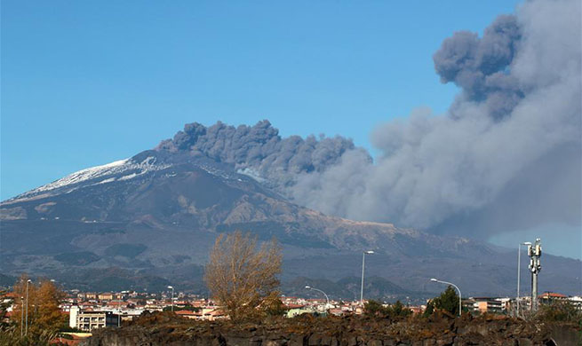 Italy's Mount Etna volcano erupts, prompting airport shutdown