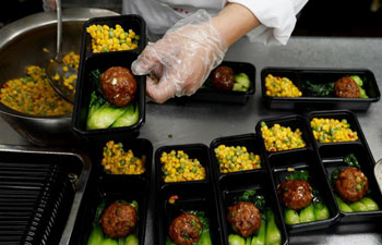 Shanghai Classical Restaurant offers takeaways for office workers