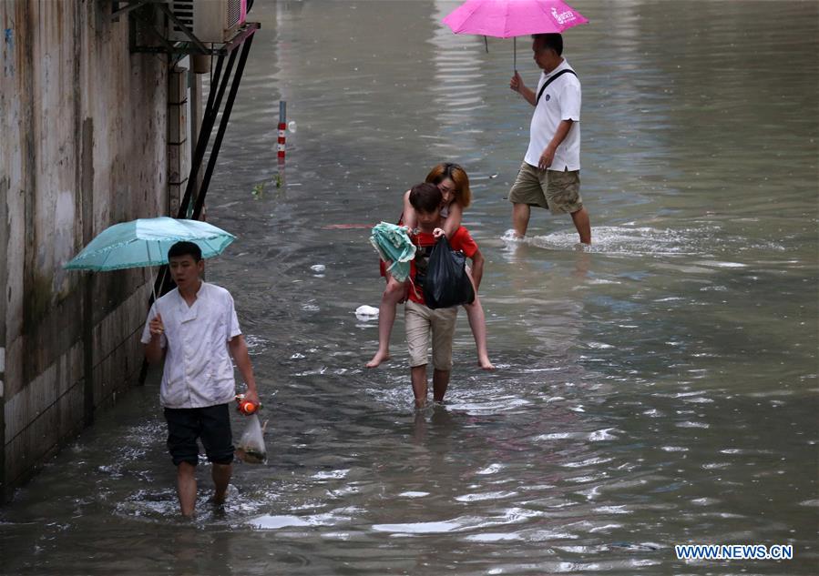 CHINA-NANNING-HEAVY RAIN-ALERT (CN)