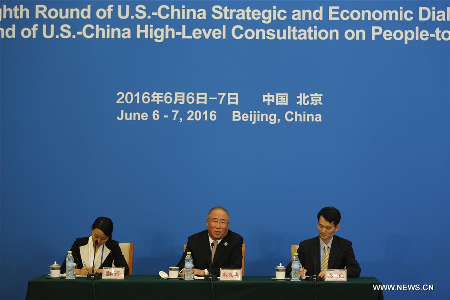 Xie Zhenhua (C), China's special representative on climate change, attends a press briefing on the sidelines of a conference on climate change as part of the Eighth Round of China-U.S. Strategic and Economic Dialogues in Beijing, China, June 6, 2016. (Xinhua/Zhang Yuwei)