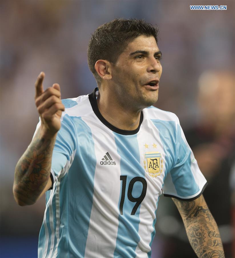 Argentina's Ever Banega celebrates after scoring during the Copa America Centenario Group D match between Argentina and Chile at the Levi's Stadium in Santa Clara, California, the United States, June 6, 2016. Argentina's Ever Banega celebrates after scoring during the Copa America Centenario Group D match between Argentina and Chile at the Levi's Stadium in Santa Clara, California, the United States, June 6, 2016.