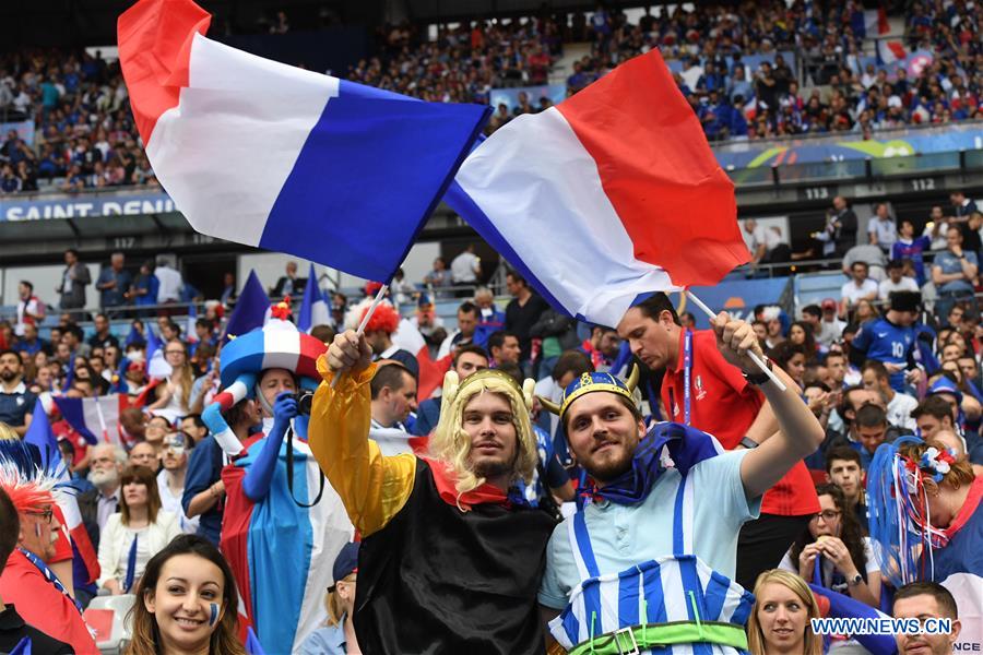 (SP)FRANCE-PARIS-SOCCER-EURO 2016-FRANCE VS ROMANIA