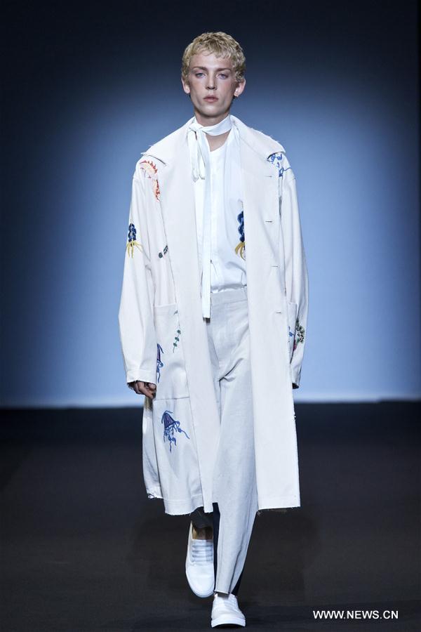 ITALY-MILAN-FASHION WEEK-MEN-CHINESE DESIGNER-MIAORAN