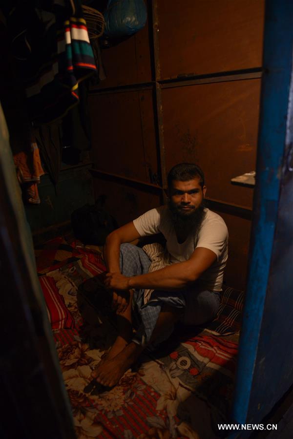 BANGLADESH-DHAKA-FLOATING HOTELS