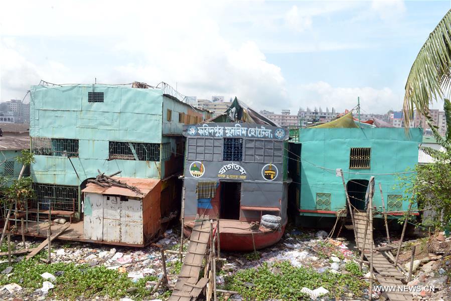 BANGLADESH-DHAKA-FLOATING HOTELS