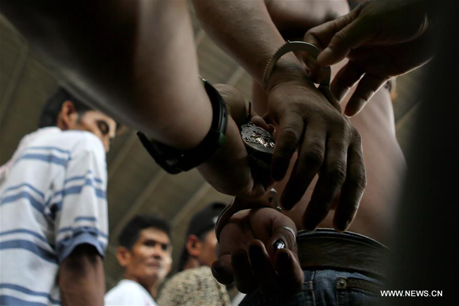 PHILIPPINES-QUEZON CITY-DRUG ADDICTS SURRENDER