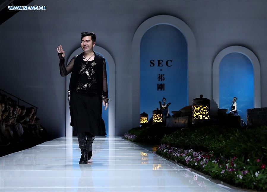 CHINA-HENAN-FASHION SHOW (CN)