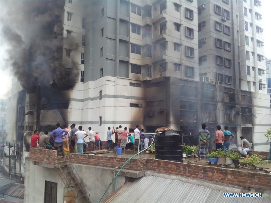 BANGLADESH-DHAKA-BUILDING-FIRE 