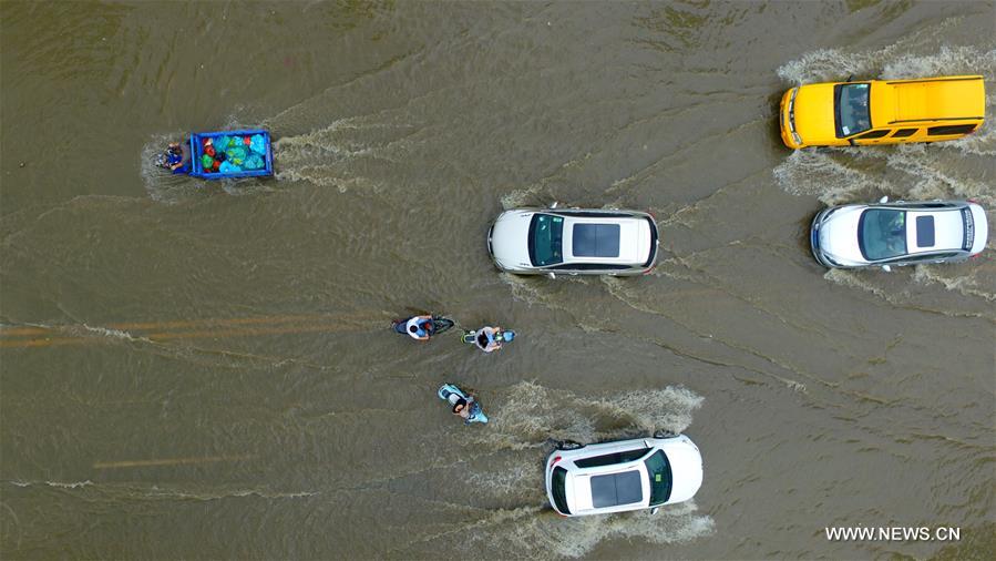 A rainstorm hit Yangzhou Tuesday