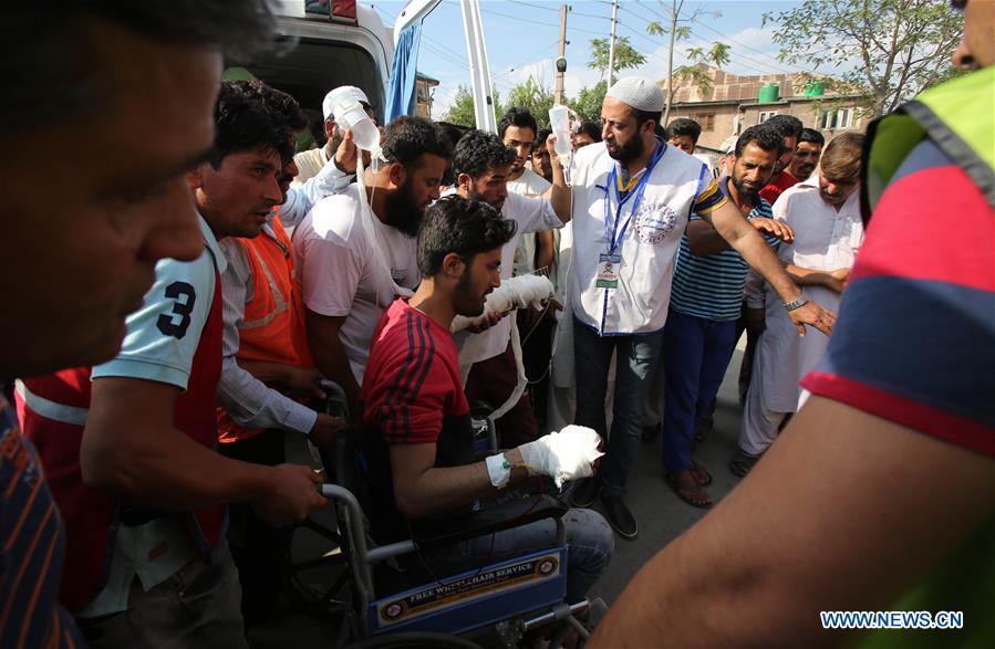 KASHMIR-SRINAGAR-CLASHES-INJURIES