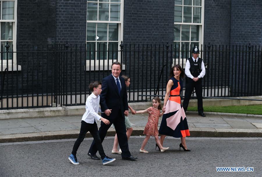 British outgoing Prime Minister David Cameron(1st, L) gives a speech before leaving 10 Downing Street in London, Britain on July 13, 2016. British outgoing Prime Minister David Cameron(1st, L) gives a speech before leaving 10 Downing Street in London, Britain on July 13, 2016.