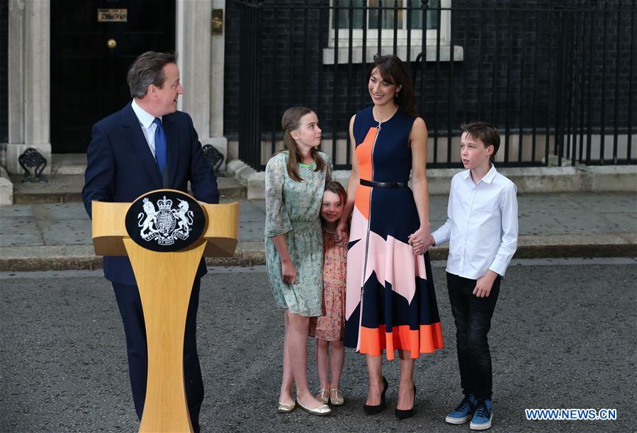 British outgoing Prime Minister David Cameron(1st, L) gives a speech before leaving 10 Downing Street in London, Britain on July 13, 2016.