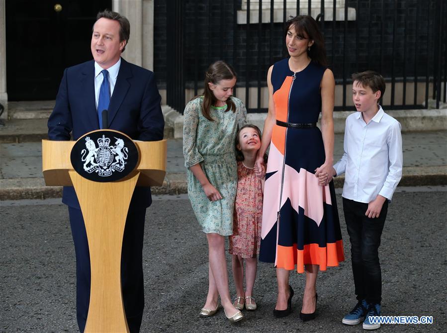 British outgoing Prime Minister David Cameron(1st, L) gives a speech before leaving 10 Downing Street in London, Britain on July 13, 2016.