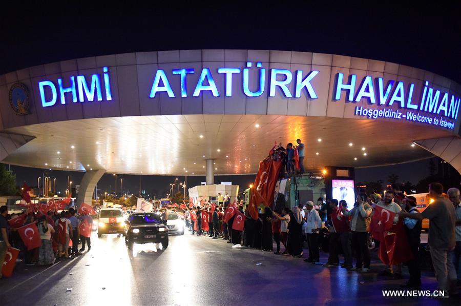 Turkey's Foreign Ministry said in a statement on Sunday that the failed military coup has left at least 290 people killed and more than 6,000 have been detained so far due to their involvement in the coup. Turkey's Foreign Ministry said in a statement on Sunday that the failed military coup has left at least 290 people killed and more than 6,000 have been detained so far due to their involvement in the coup.