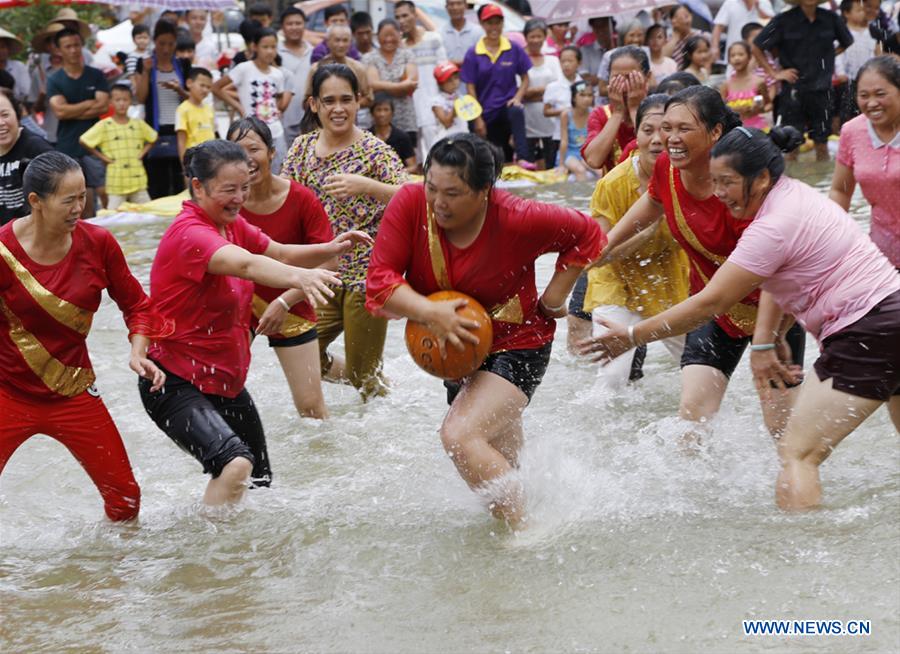 #CHINA-SUMMER-WATER-HOLIDAY (CN)