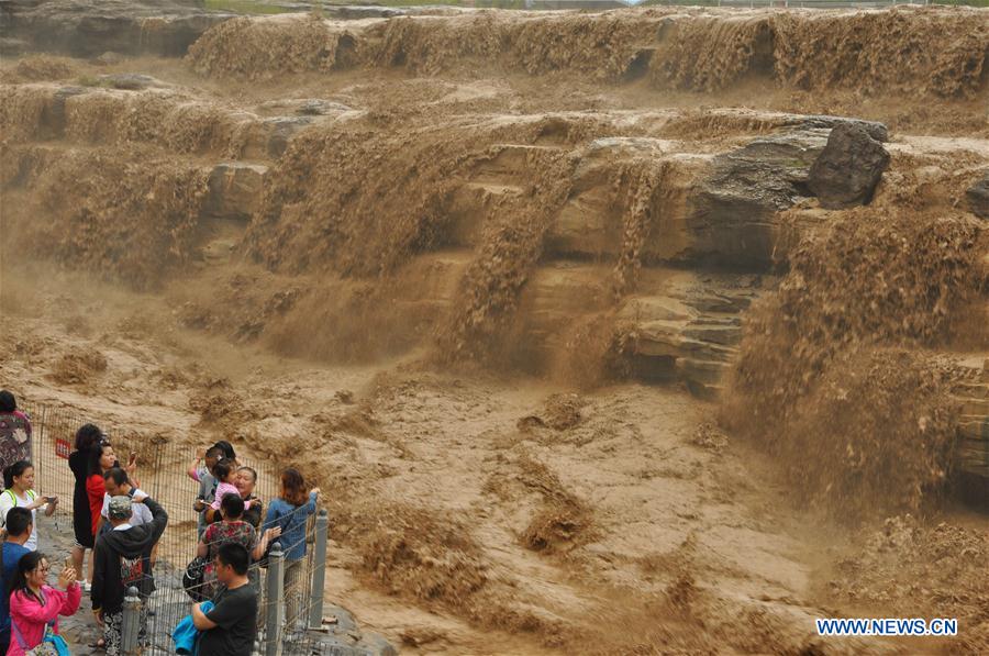 #CHINA-SHANXI-HUKOU WATERFALL (CN)