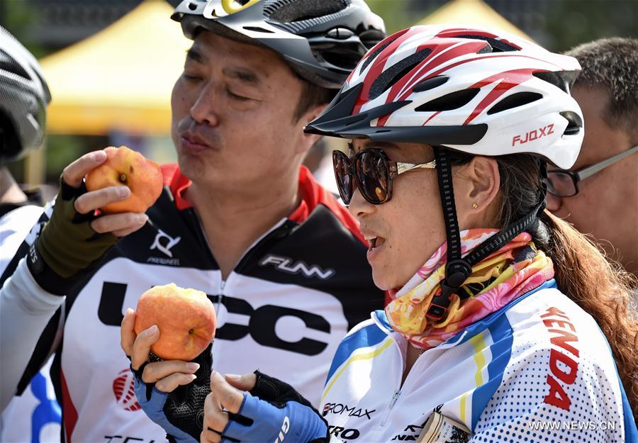 CHINA-BEIJING-PINGGU-PEACH FAIR (CN)