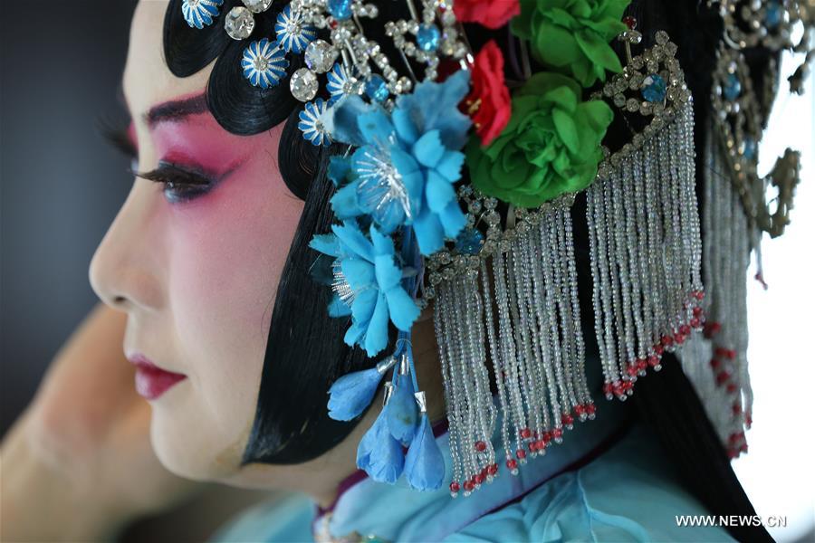 Hebei Bangzi, or Hebei Opera, is the main type of opera in Hebei Province which became popular in Qing Dynasty (1644-1911). Hebei Bangzi, or Hebei Opera, is the main type of opera in Hebei Province which became popular in Qing Dynasty (1644-1911).