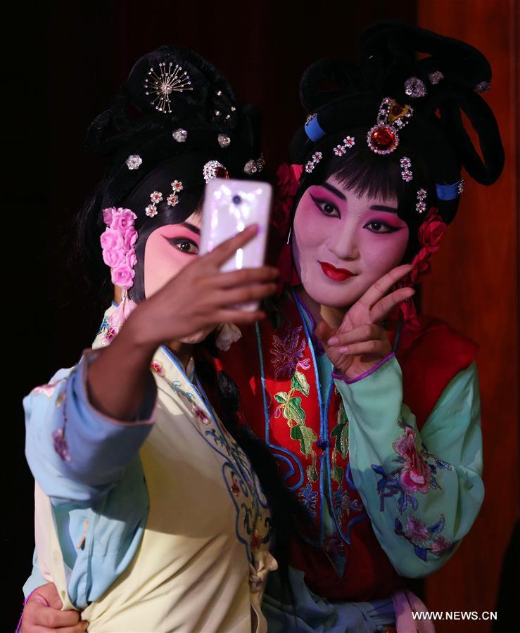 Hebei Bangzi, or Hebei Opera, is the main type of opera in Hebei Province which became popular in Qing Dynasty (1644-1911). Hebei Bangzi, or Hebei Opera, is the main type of opera in Hebei Province which became popular in Qing Dynasty (1644-1911).