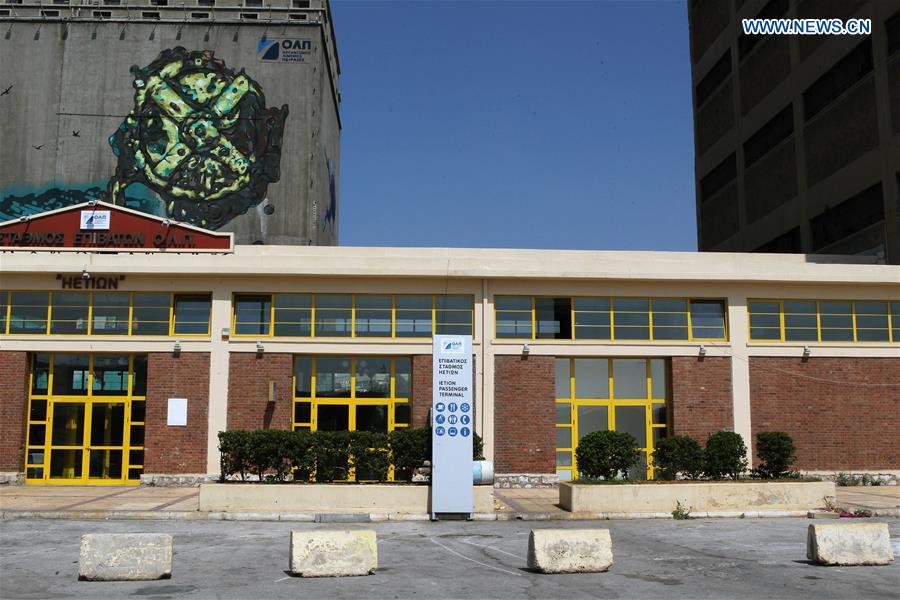 GREECE-PORT-REFUGEES-CLEARING 