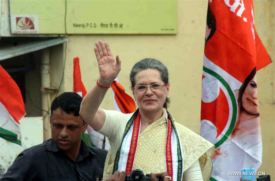 INDIA-VARANASI-SONIA GANDHI-ROADSHOW