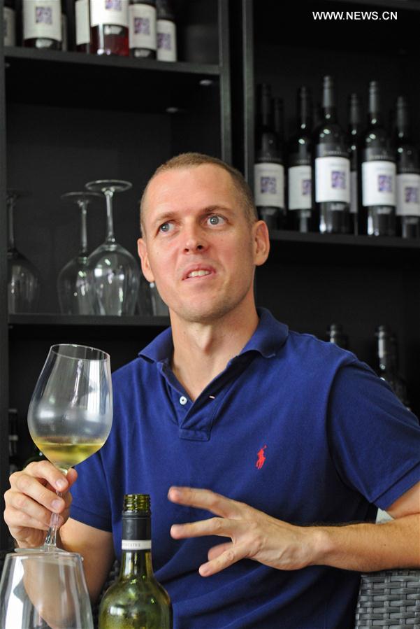 CHINA-ZHEJIANG-YIWU-FOREIGN TRADERS (CN)