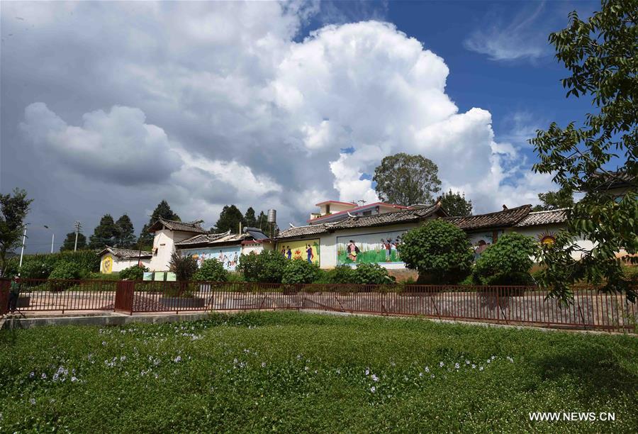 CHINA-YUNNAN-YI ETHNIC GROUP-VILLAGE (CN)