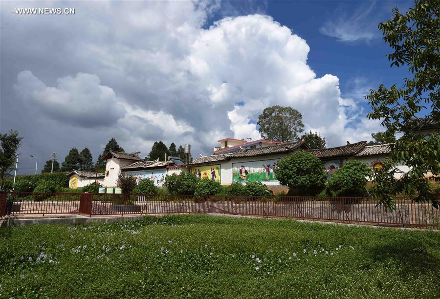 CHINA-YUNNAN-YI ETHNIC GROUP-VILLAGE (CN)