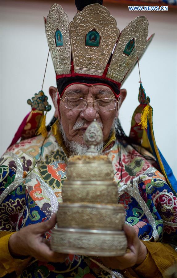 CHINA-LHASA-TIBETAN MEDICINE-BLESSING CEREMONY (CN)