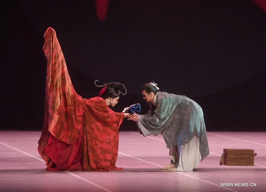 Actors from China National Opera and Dance Drama Theater perform dance drama 'Zhao's Orphan', also known as 'Zhao Shi Gu Er' in Chinese, at the Poly Theater in Beijing, capital of China, Aug. 27, 2016. 