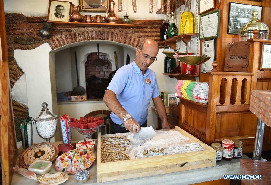 TURKEY-ISTANBUL-HACI BEKIR-TURKISH DESSERT