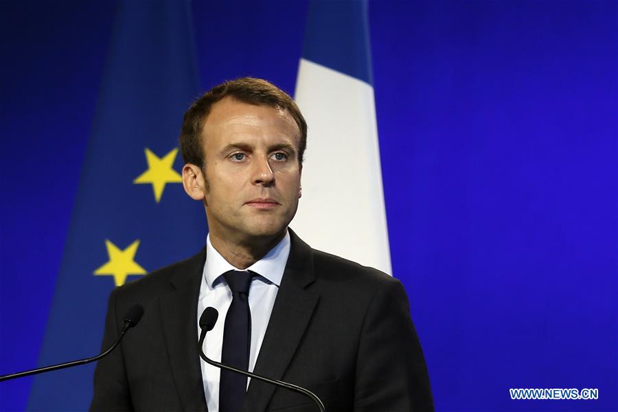 FRANCE-PARIS-ECONOMY MINISTER-HANDOVER