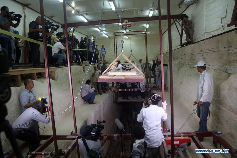 EGYPT-GIZA-ARCHAEOLOGY-KHUFU BOAT