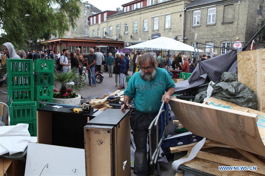 DENMARK-COPENHAGEN-CANNABIS-SELLING STALLS-TEARDOWN