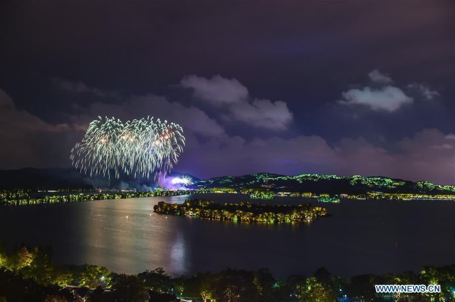 (G20 SUMMIT)CHINA-HANGZHOU-G20-WEST LAKE-FIREWORKS (CN)