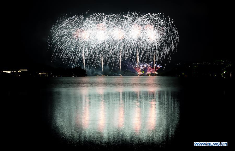 (G20 SUMMIT)CHINA-HANGZHOU-G20-WEST LAKE-FIREWORKS (CN)