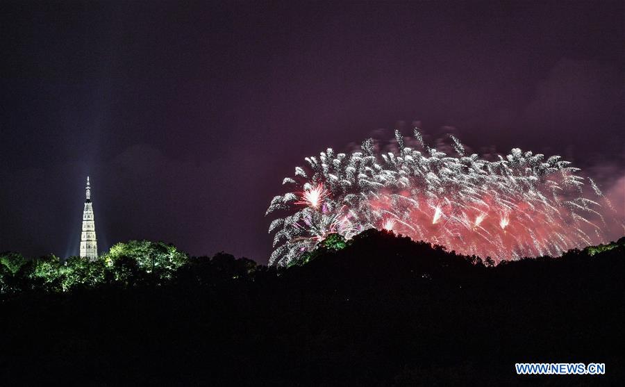 (G20 SUMMIT)CHINA-HANGZHOU-G20-WEST LAKE-FIREWORKS (CN)