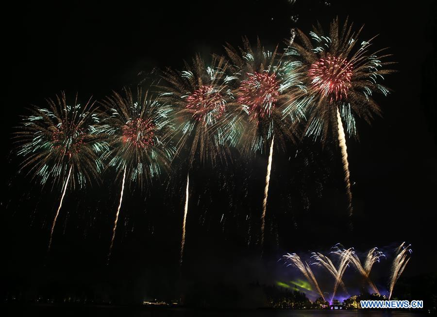 (G20 SUMMIT)CHINA-HANGZHOU-G20-WEST LAKE-FIREWORKS (CN)