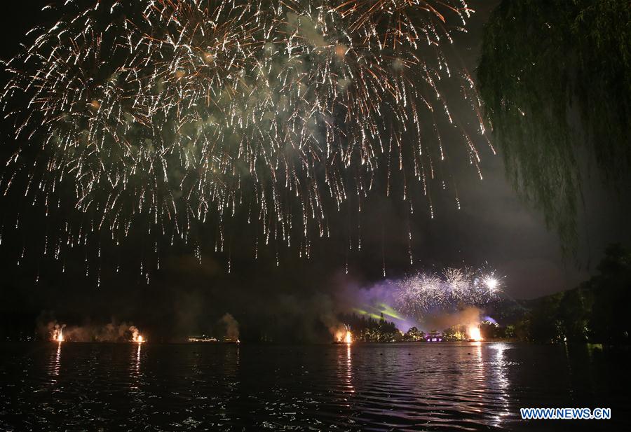 (G20 SUMMIT)CHINA-HANGZHOU-G20-WEST LAKE-FIREWORKS (CN)
