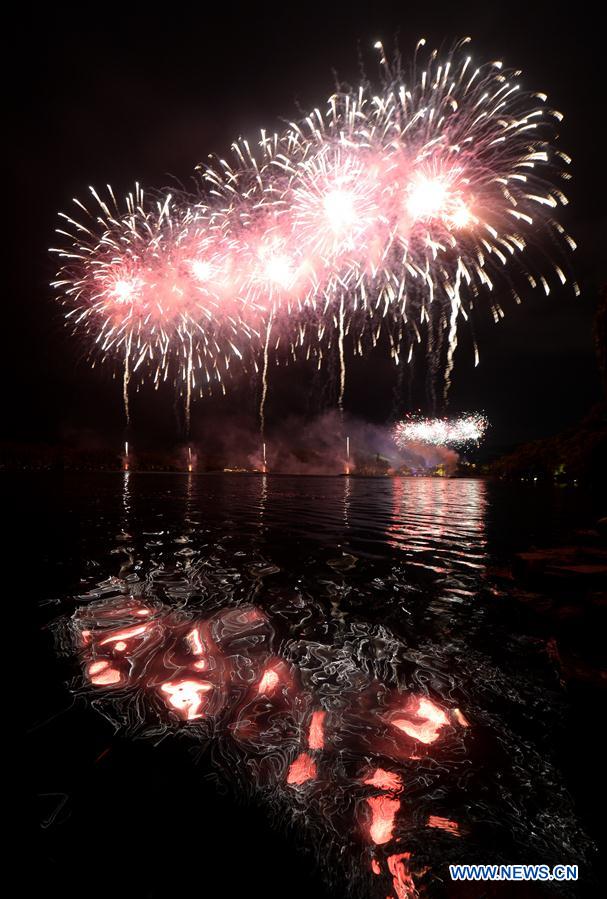 (G20 SUMMIT)CHINA-HANGZHOU-G20-WEST LAKE-FIREWORKS (CN)