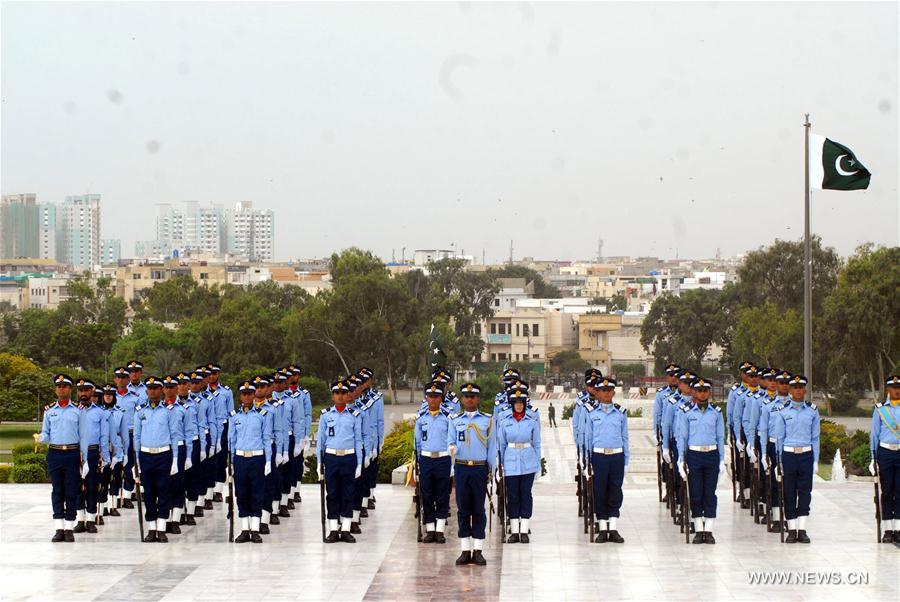 PAKISTAN-KARACHI-DEFENSE DAY-PARADE