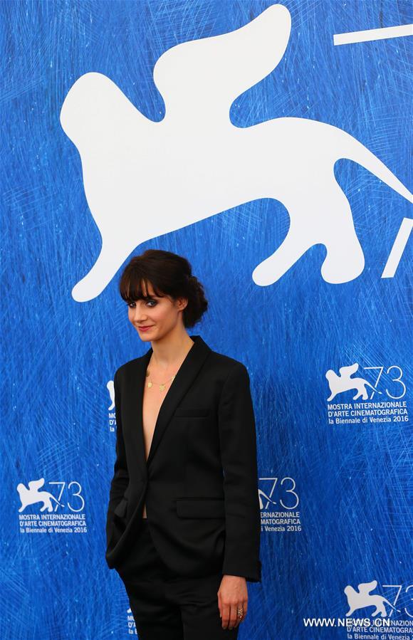 ITALY-VENICE-FILM FESTIVAL-UNE VIE-PHOTOCALL
