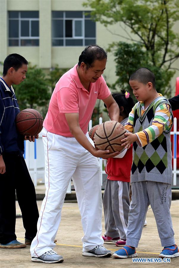 CHINA-KUNMING-TEACHER (CN)