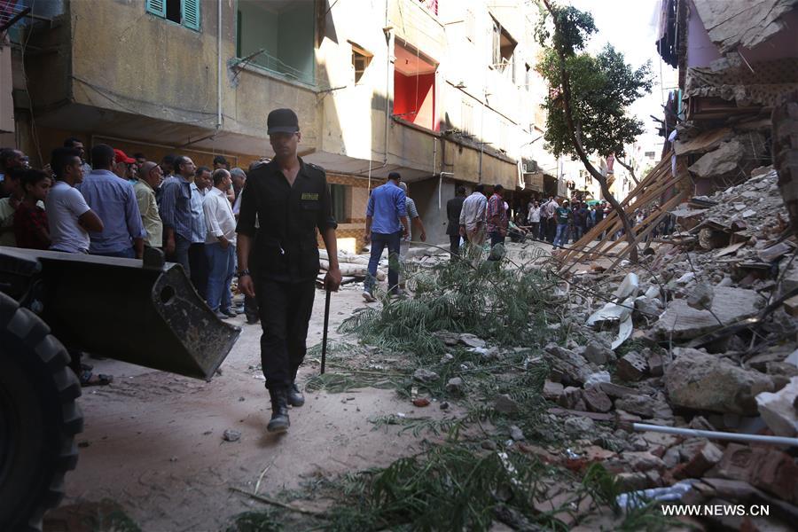 Part of the building collapsed due to a gas bomb, killing one person and injuring seven.