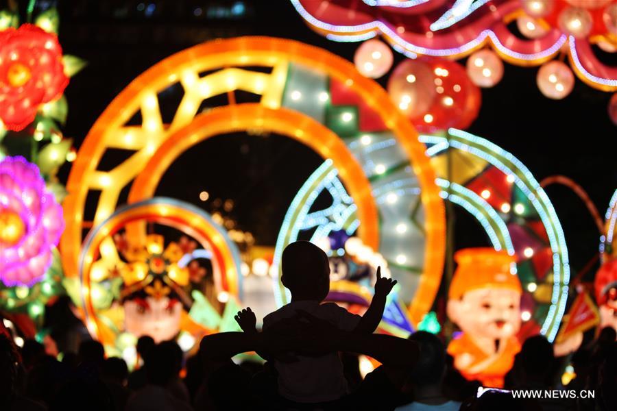 CHINA-MID AUTUMN FESTIVAL-LANTERN (CN)
